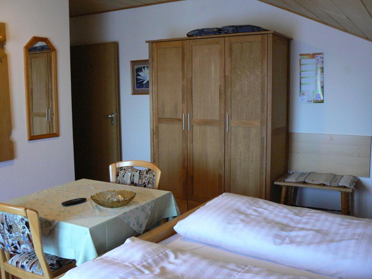Haus Evelyn / Haus Heidemarie Hotel Bad Fussing Room photo